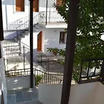 Dendrokipos Apartman
