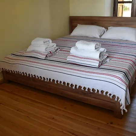 Dendrokipos * Mourésion