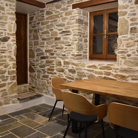 Dendrokipos Mourésion