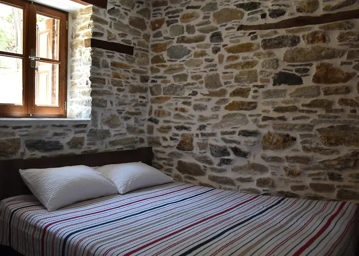 Dendrokipos Apartment Mouresi