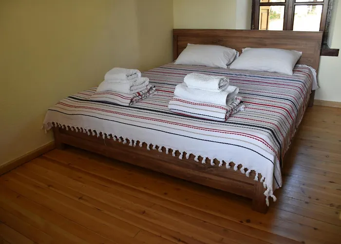 Dendrokipos * Mourésion